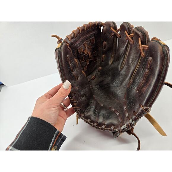 Discontinued  Mizuno Franchise 11” Baseball/softball glove (GFN 1102) RHT - Picture 4 of 7